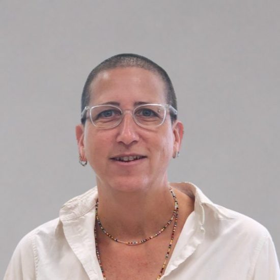 גב' נעמה קשת