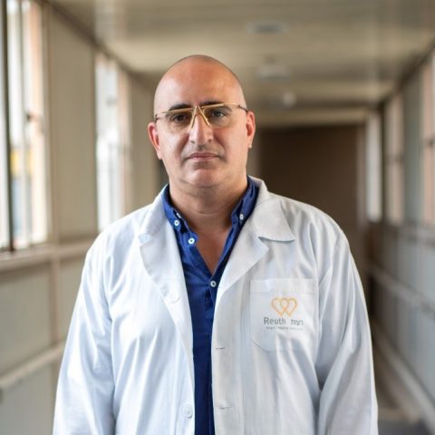 ד"ר אלון ראובני, מנהל מכון הכאב בבית החולים השיקומי רעות תל אביב